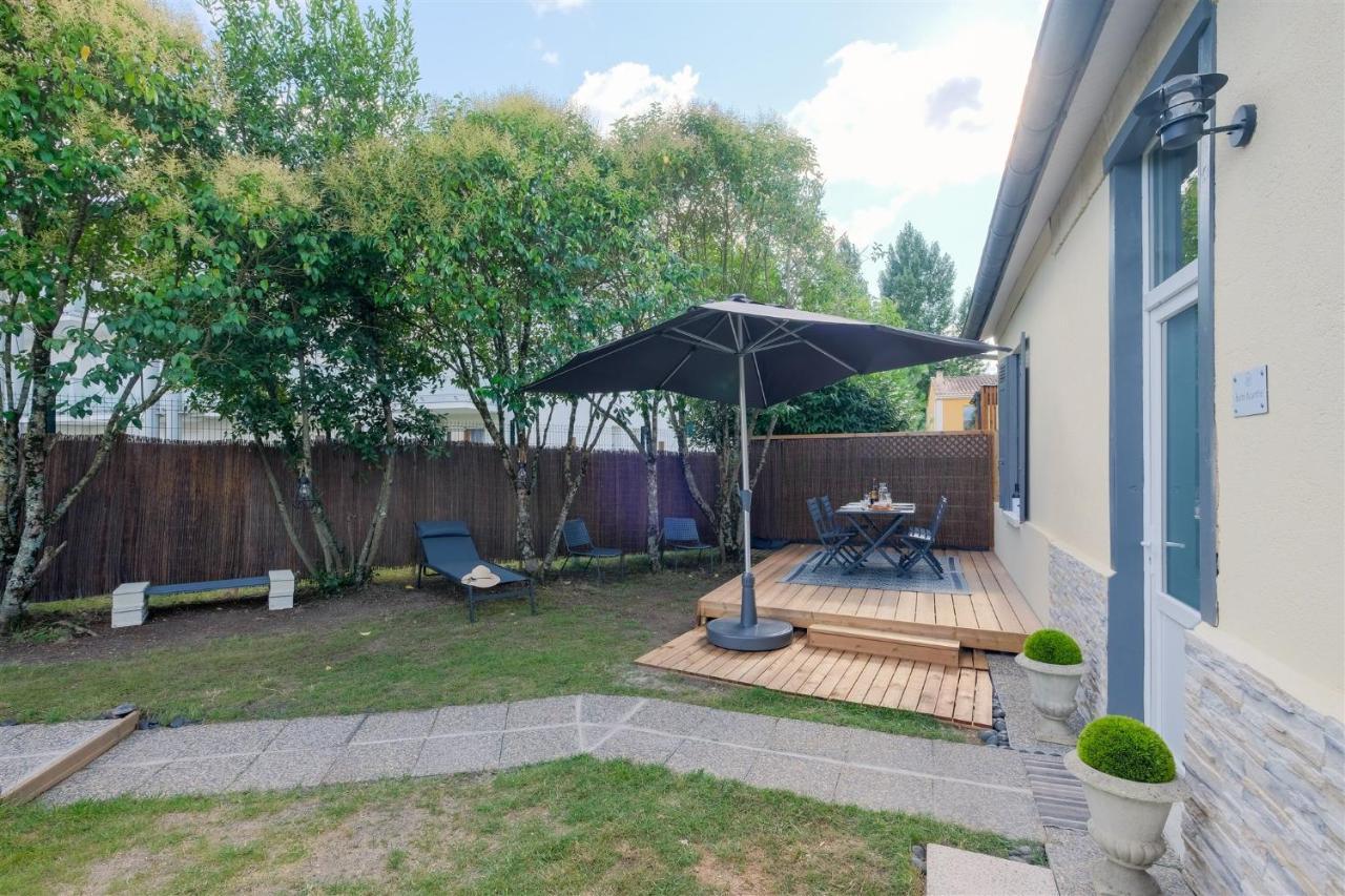 Les Suites D'Alienor-Suite Acanthe Pessac Exterior foto