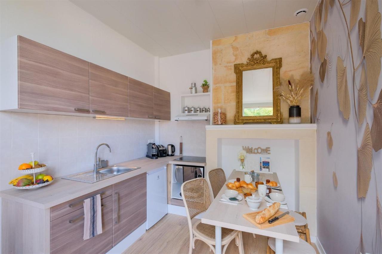 Les Suites D'Alienor-Suite Acanthe Pessac Exterior foto